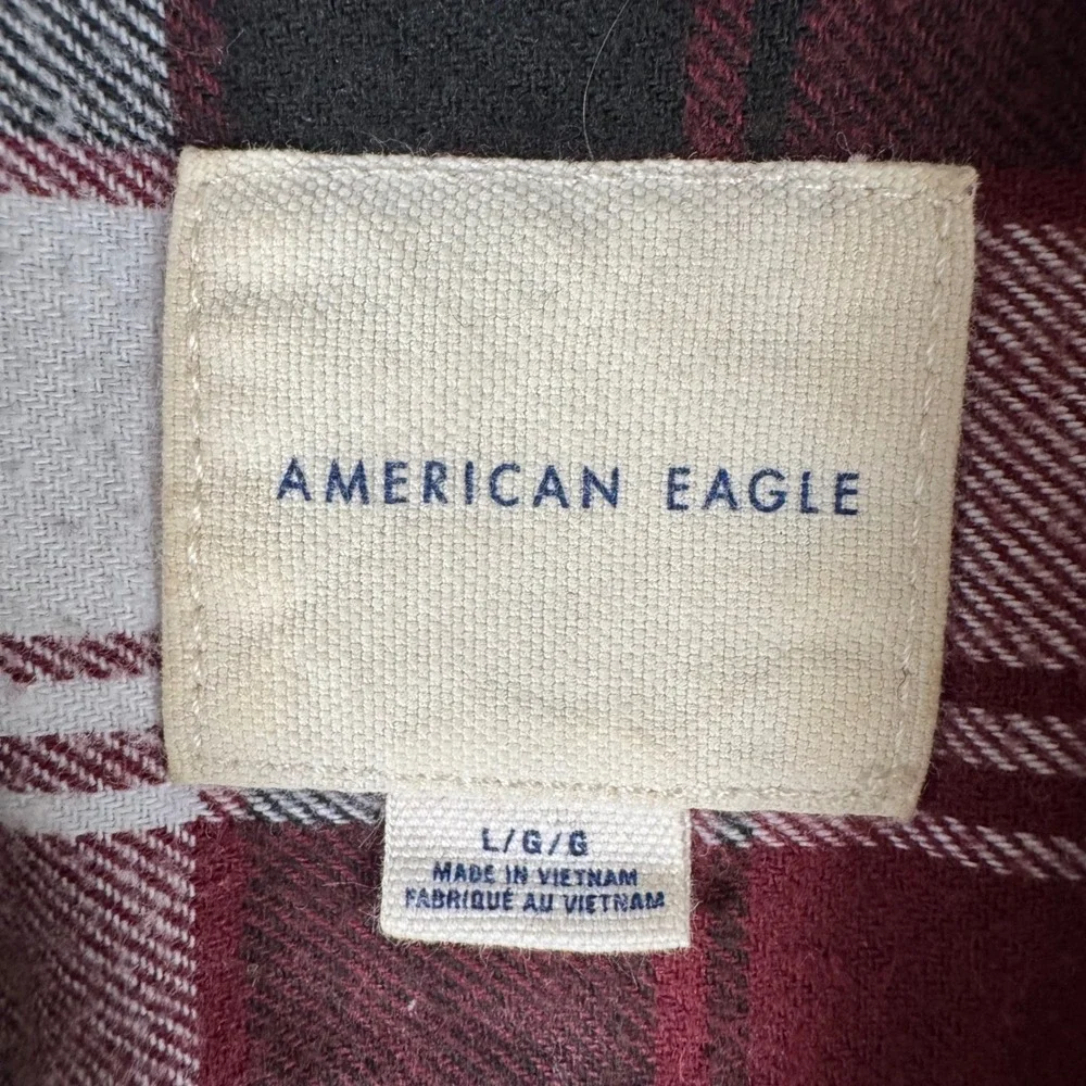 American Eagle Flannel Shirt Men L Red Plaid Button Down‎ Dual Button Pocket